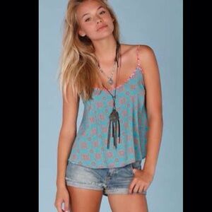 🦋Lucy Love Red bandanna/Batik Green Topanga Capri Tank- Large